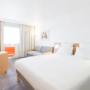 Novotel Centre Gare Montparnasse Hotel